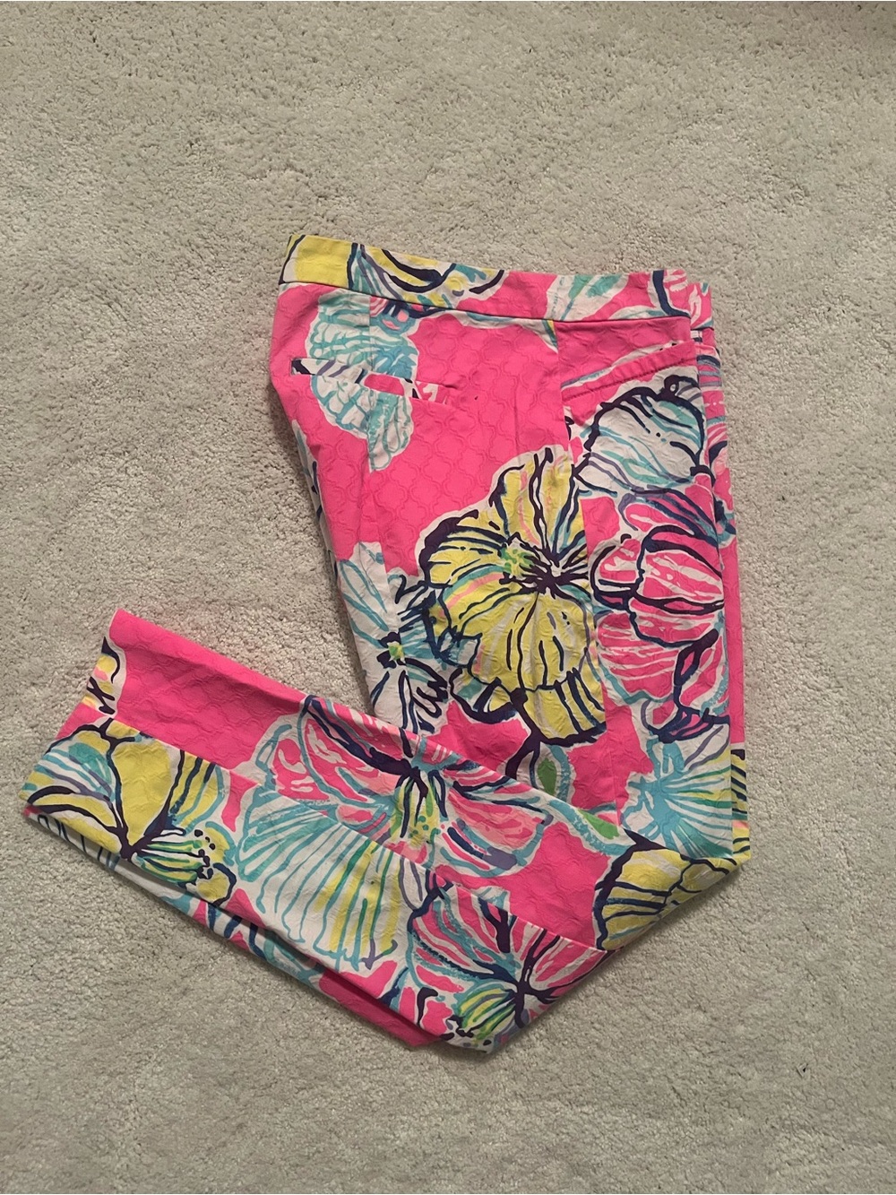 Lilly Pulitzer Pink Floral Cropped Pants